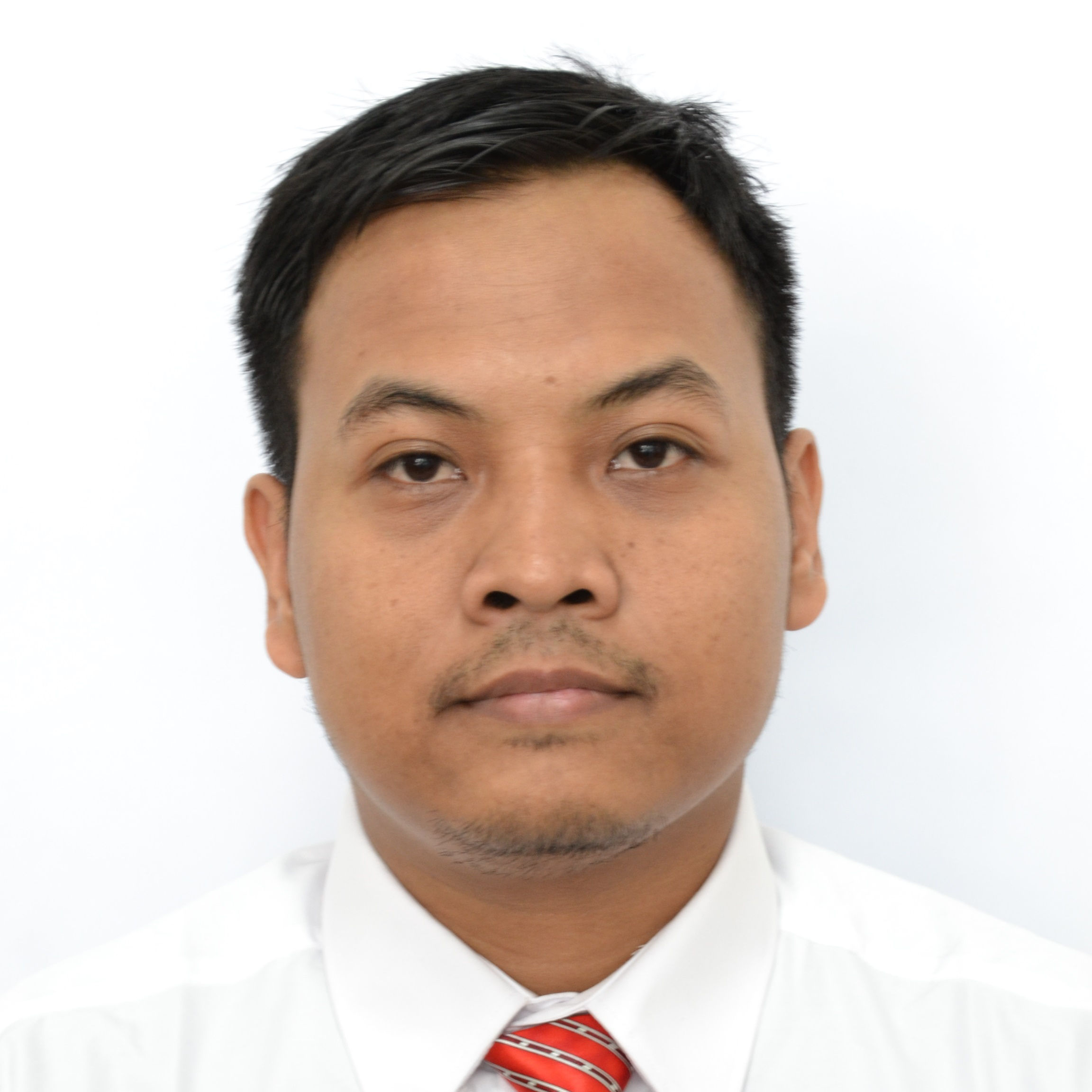 Fitri Alfariz, S.Fil., M.Phil.