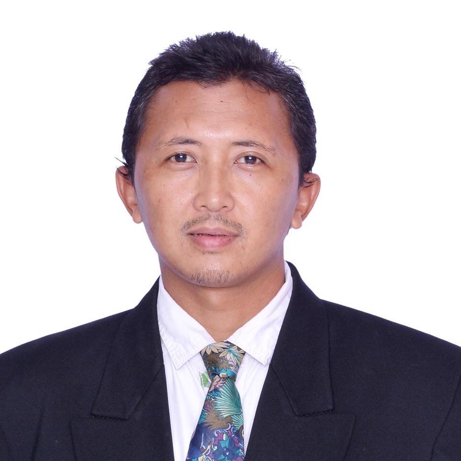 Dr.rer.nat. Apt. Nanang Fakhrudin, M.Si.